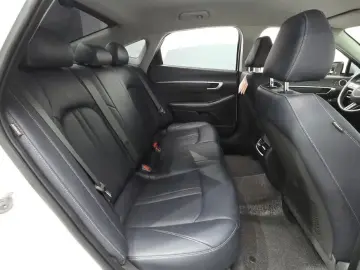 2024 Hyundai Sonata с пробегом 42 820 км