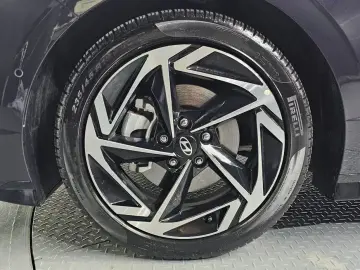 2023 Hyundai Sonata с пробегом 18 428 км