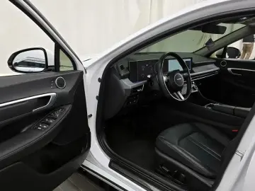 2024 Hyundai Sonata с пробегом 9 252 км