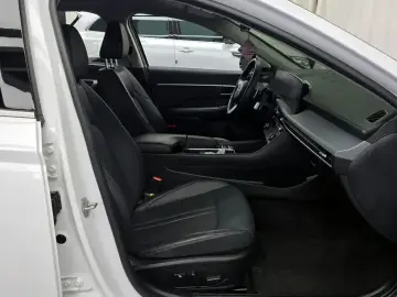 2024 Hyundai Sonata с пробегом 9 252 км
