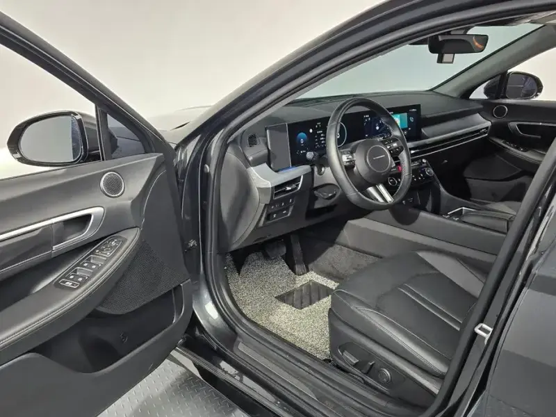 2024 Hyundai Sonata с пробегом 8 236 км