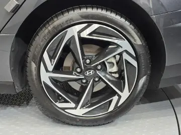 2024 Hyundai Sonata с пробегом 8 236 км