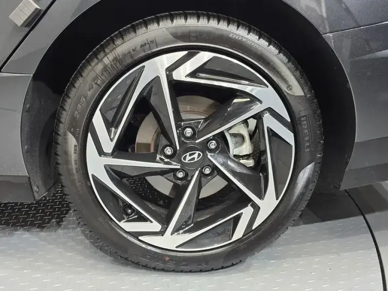 2024 Hyundai Sonata с пробегом 8 236 км