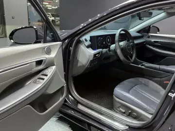 2023 Hyundai Sonata с пробегом 12 622 км