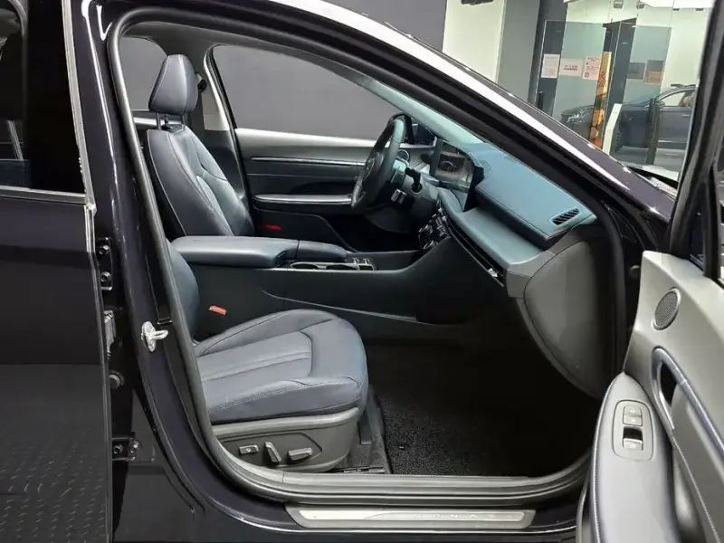 2023 Hyundai Sonata с пробегом 12 622 км