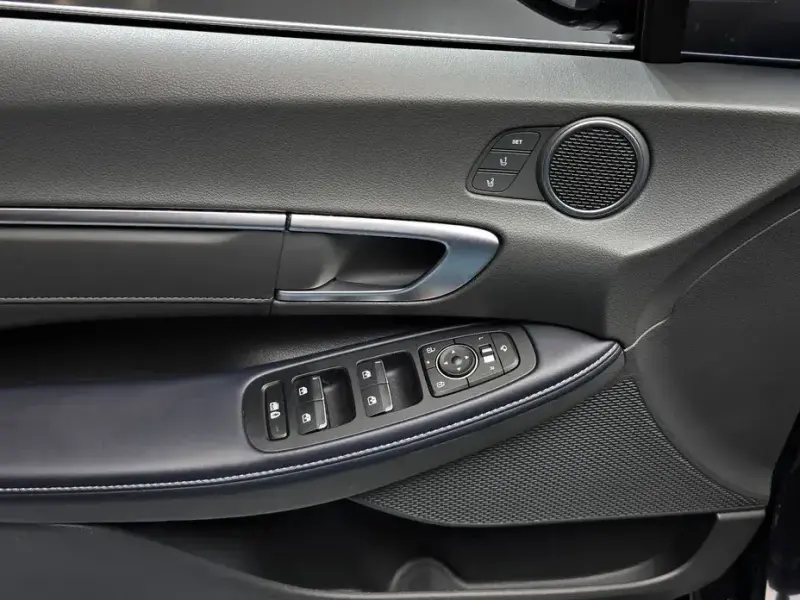 2023 Hyundai Sonata с пробегом 12 622 км
