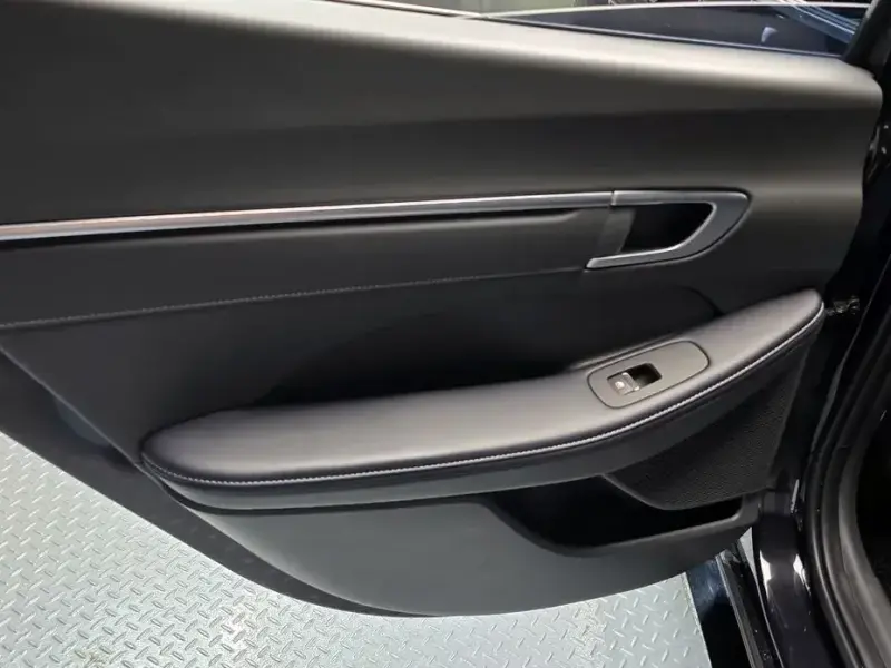 2023 Hyundai Sonata с пробегом 12 622 км