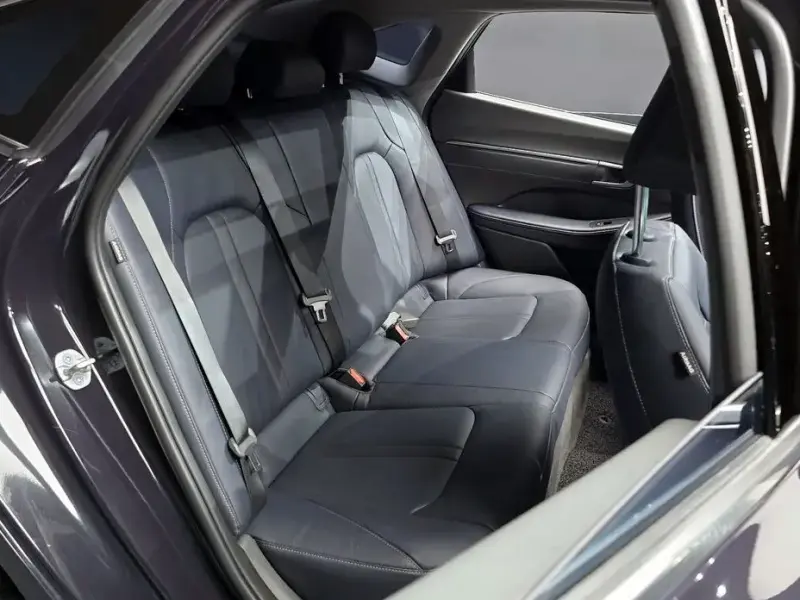 2023 Hyundai Sonata с пробегом 12 622 км