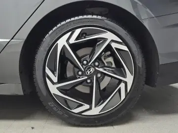 2025 Hyundai Sonata с пробегом 23 625 км