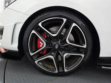 2022 Hyundai Veloster с пробегом 49 726 км