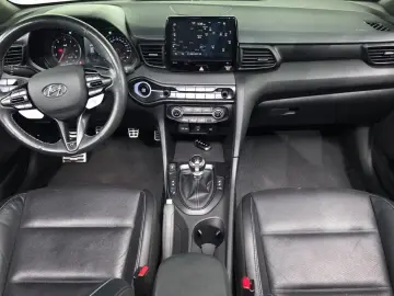 2022 Hyundai Veloster с пробегом 49 726 км
