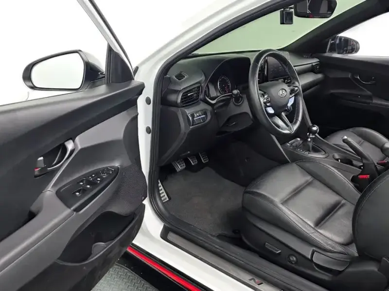 2022 Hyundai Veloster с пробегом 49 726 км