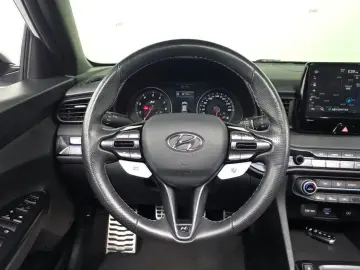 2022 Hyundai Veloster с пробегом 49 726 км