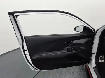 2022 Hyundai Veloster с пробегом 49 726 км