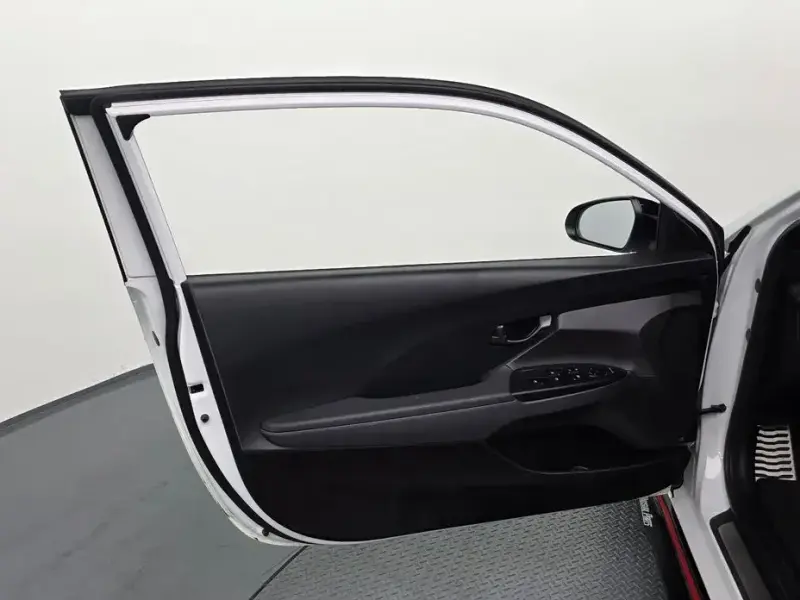 2022 Hyundai Veloster с пробегом 49 726 км