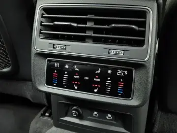 2023 Audi Q7 с пробегом 94 113 км