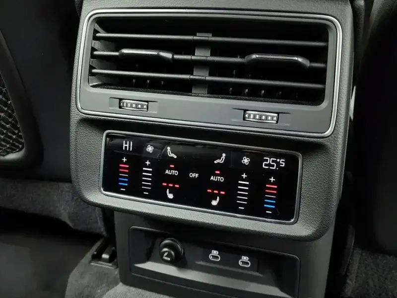 2023 Audi Q7 с пробегом 94 113 км