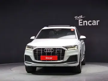 2021 Audi Q7 с пробегом 81 534 км
