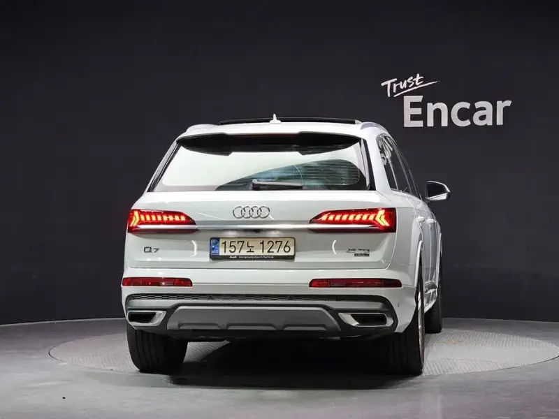 2021 Audi Q7 с пробегом 81 534 км