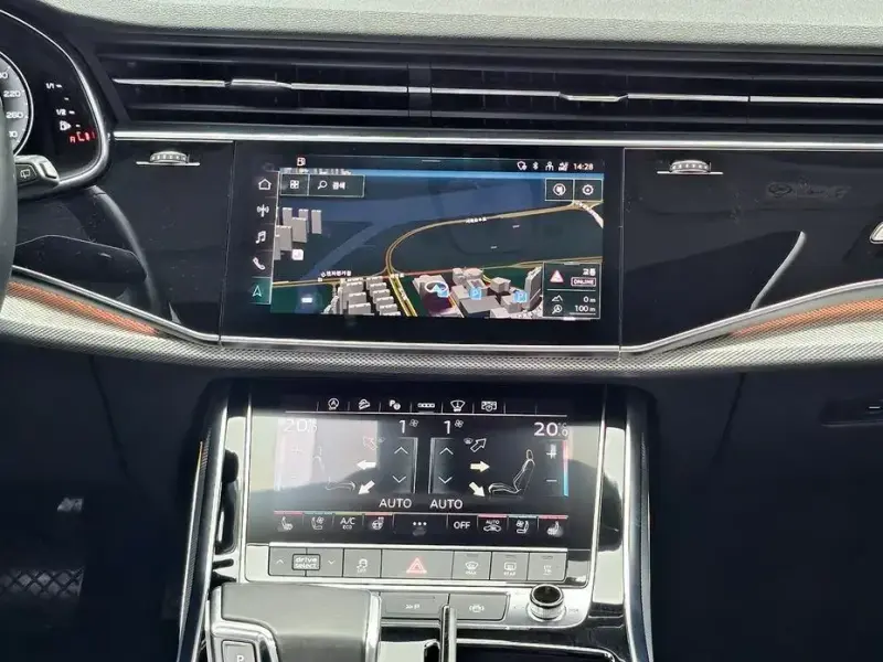 2021 Audi Q7 с пробегом 75 557 км