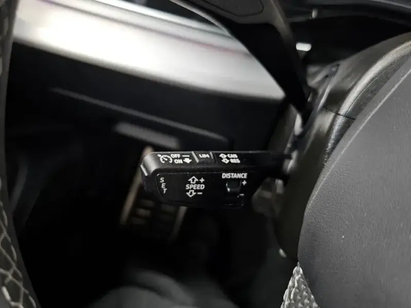2023 Audi Q7 с пробегом 50 952 км