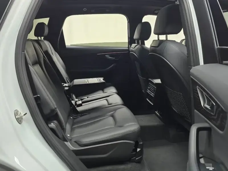 2021 Audi Q7 с пробегом 67 144 км