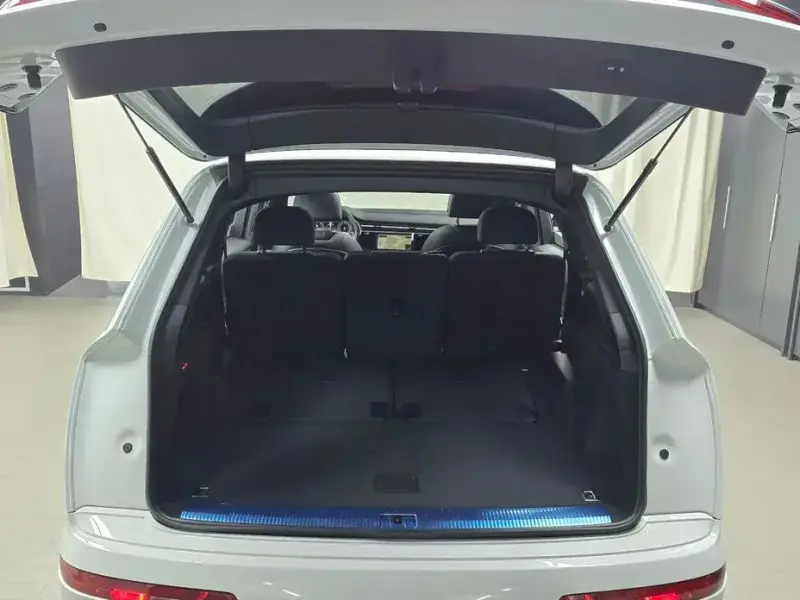 2021 Audi Q7 с пробегом 67 144 км