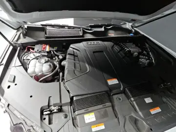 2023 Audi Q7 с пробегом 27 072 км