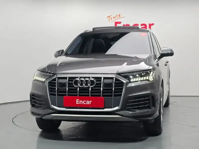 2021 Audi Q7 с пробегом 29 471 км