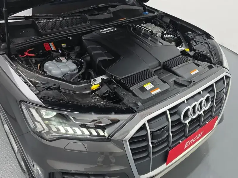 2021 Audi Q7 с пробегом 29 471 км