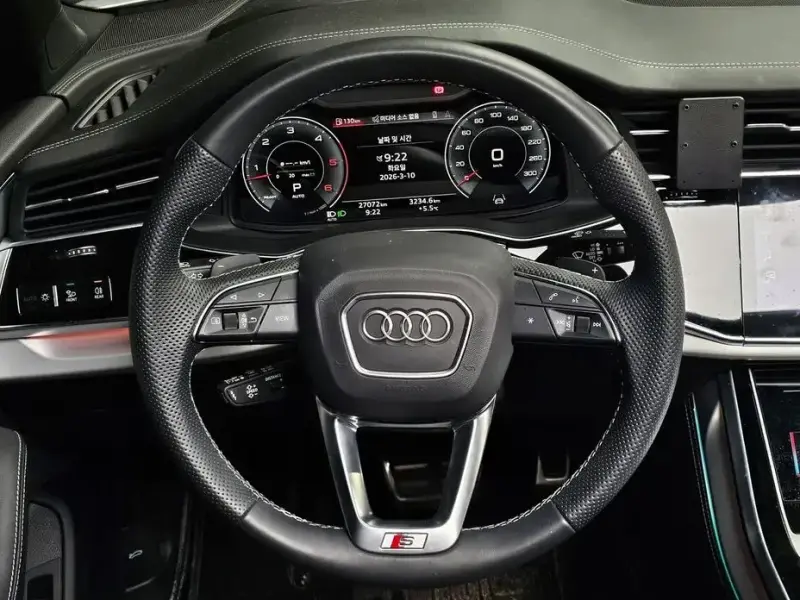 2023 Audi Q7 с пробегом 27 072 км