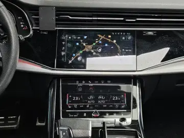 2023 Audi Q7 с пробегом 27 072 км