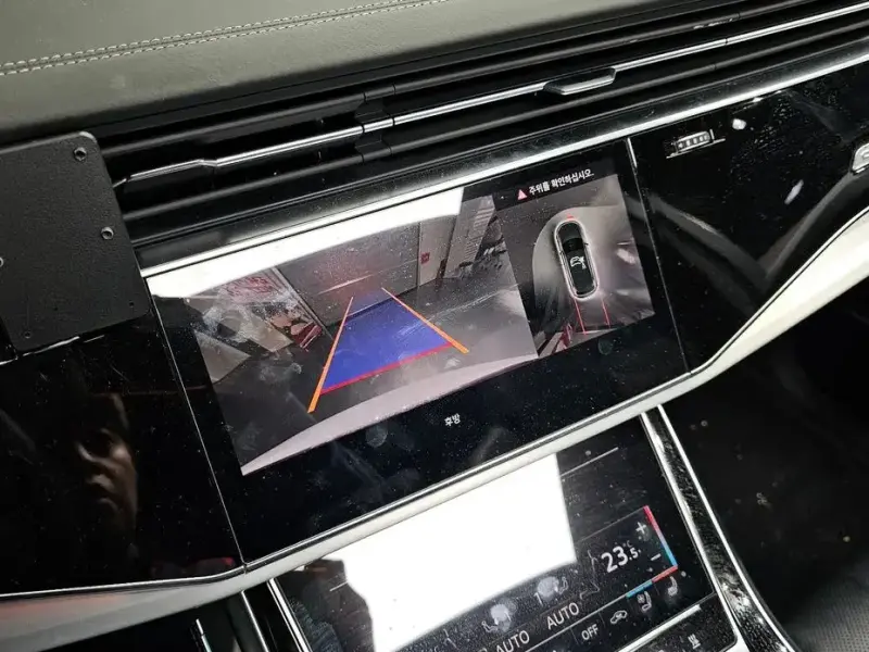 2023 Audi Q7 с пробегом 27 072 км