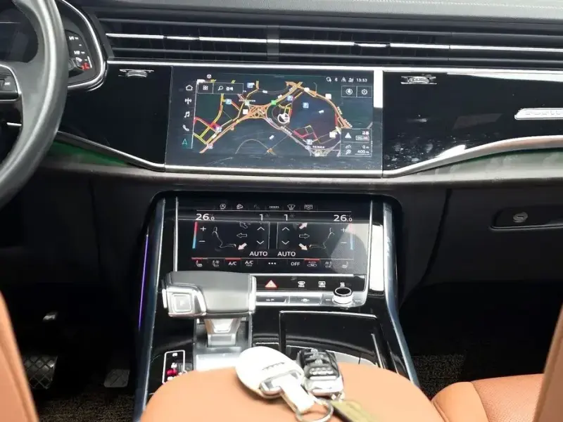 2023 Audi Q7 с пробегом 26 384 км