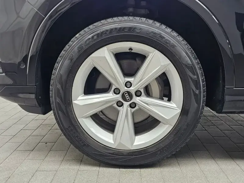 2022 Audi Q7 с пробегом 77 281 км