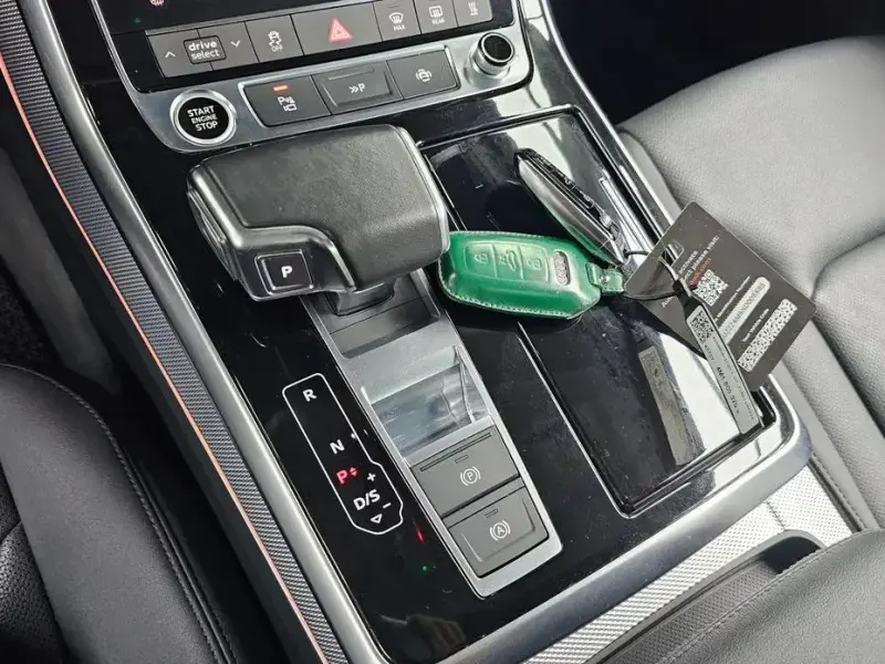 2022 Audi Q7 с пробегом 77 281 км