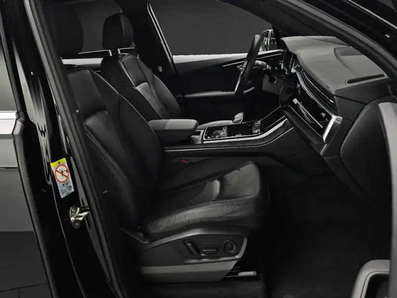 2022 Audi Q7 с пробегом 40 858 км