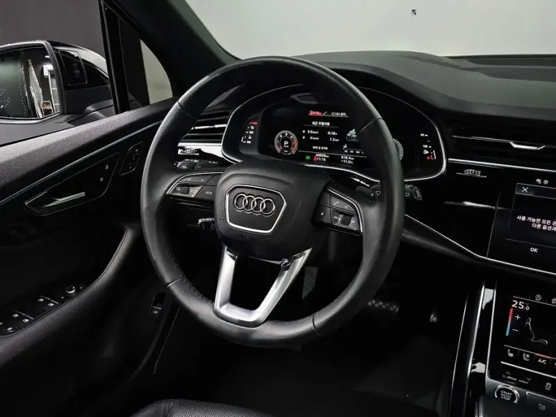 2022 Audi Q7 с пробегом 40 858 км
