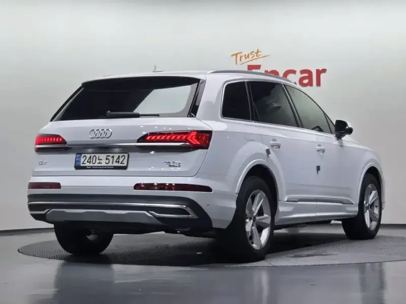 2022 Audi Q7 с пробегом 50 891 км