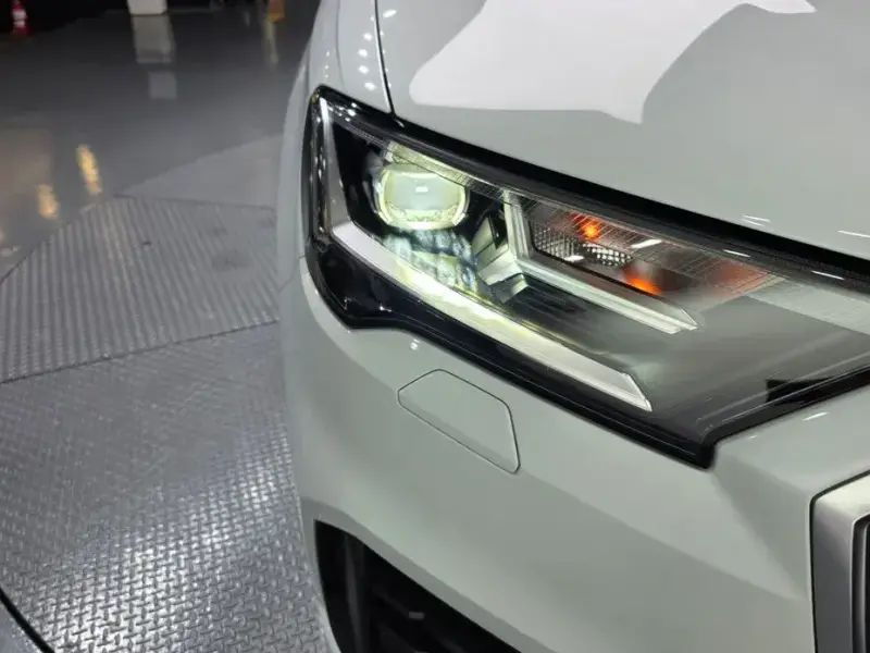 2022 Audi Q7 с пробегом 50 891 км