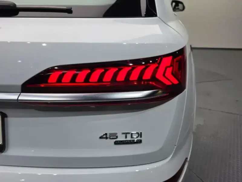 2022 Audi Q7 с пробегом 50 891 км