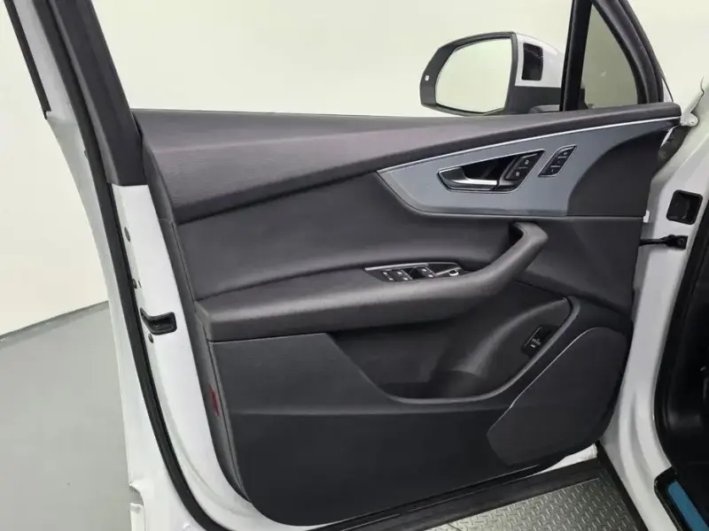 2022 Audi Q7 с пробегом 50 891 км