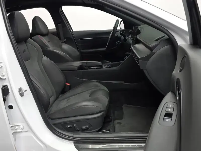 2024 Hyundai Sonata с пробегом 49 782 км