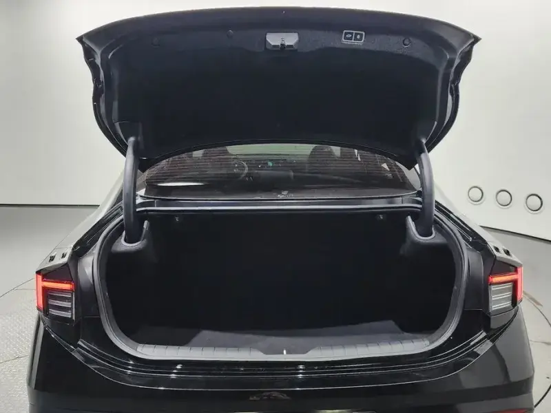 2023 Hyundai Sonata с пробегом 51 660 км