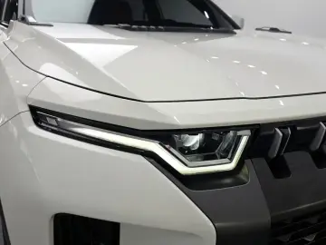 2023   с пробегом 28 717 км