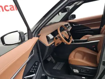 2023   с пробегом 44 927 км
