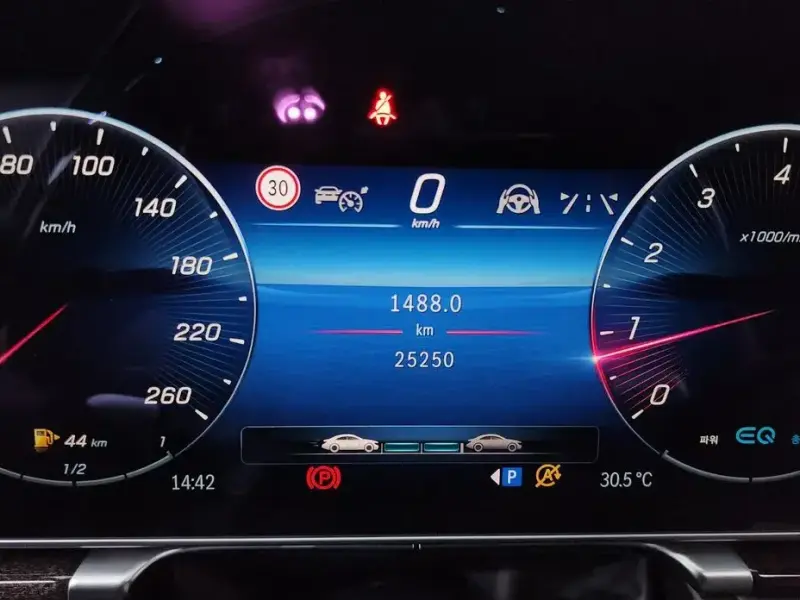 2022 Mercedes-Benz S-Класс с пробегом 25 250 км