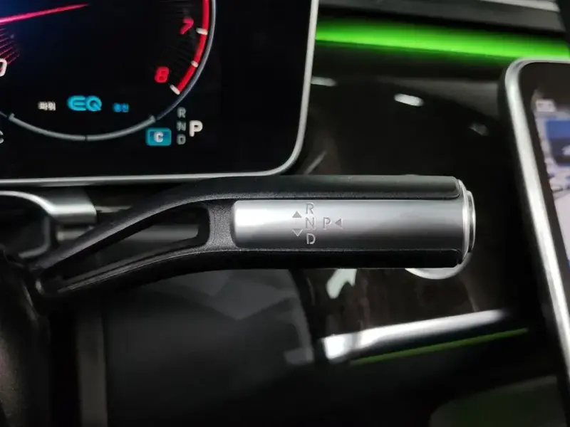 2022 Mercedes-Benz S-Класс с пробегом 25 250 км