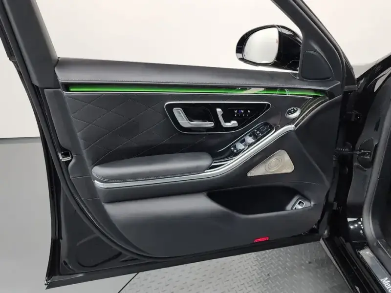 2022 Mercedes-Benz S-Класс с пробегом 25 250 км