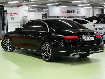 2022 Mercedes-Benz S-Класс с пробегом 38 061 км
